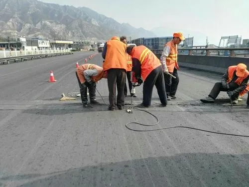 澄海道路桥梁病害治理